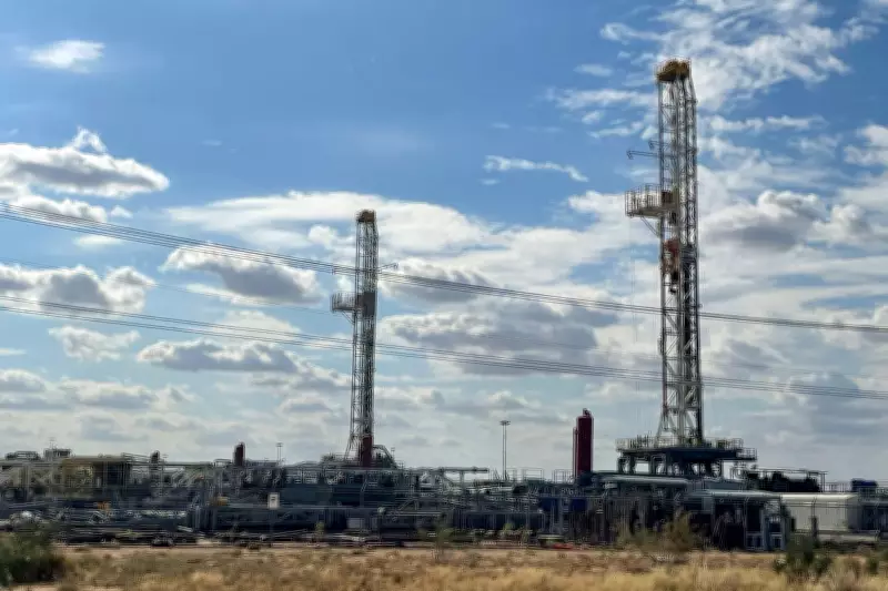 Oil Prices Drop as US-Iran Ceasefire Hopes Rise, Wall Street Hits Records