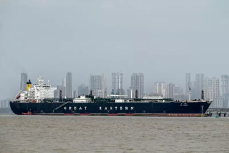 Oil Surges Past $100 as Trump Orders Hormuz Blockade, Markets React Cautiously