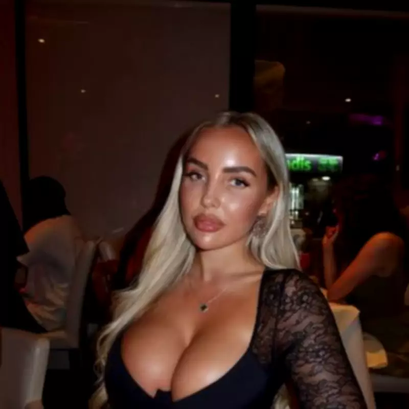 Olivia Holder: Cole Palmer's Girlfriend Steals Spotlight Ahead of Man Utd Clash