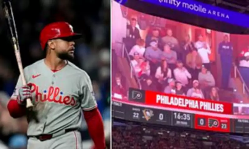 Phillies Players Booed by Flyers Fans at Playoff Game in Philadelphia