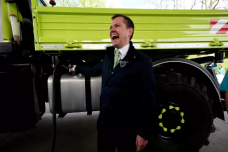 Robert Jenrick Accuses Rachel Reeves of 'Betraying' Drivers Over Fuel VAT