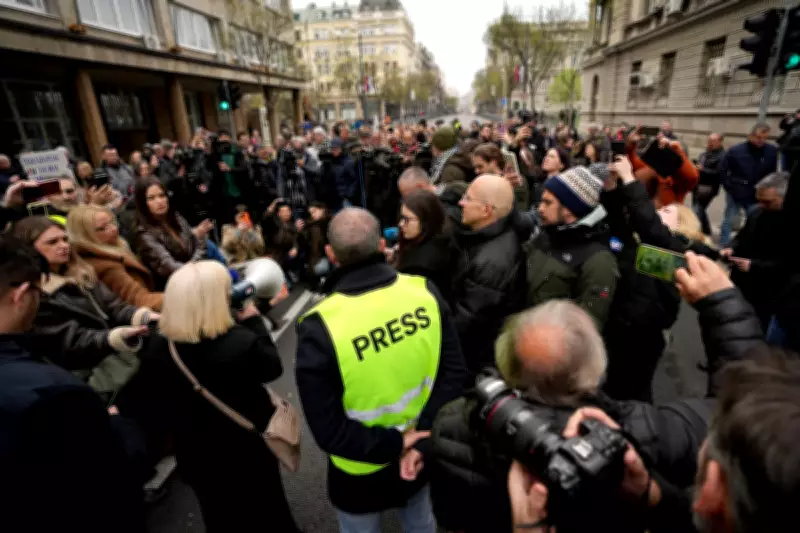 Serbian Journalists Block Traffic in Protest Against Media Attacks and Pressure