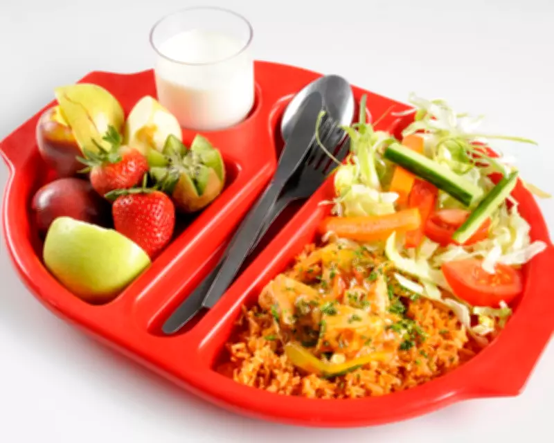 Serving Salad at School Dinners: A Success Story from 1985