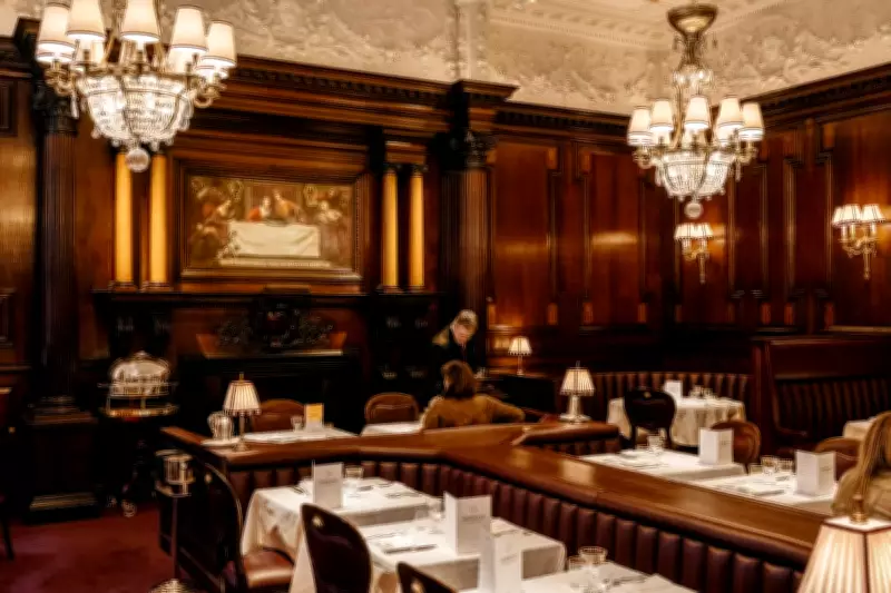 Simpson's-in-the-Strand Review: A Cosy British Culinary Haven in London