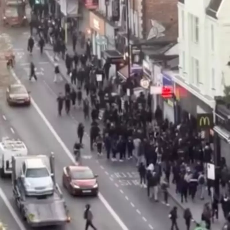 Six Teens Arrested After London TikTok Chaos Sparks Bank Holiday Police Warning