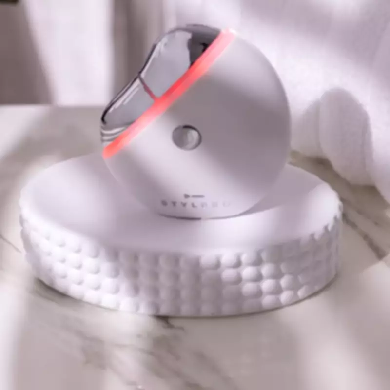 StylPro's Heated Gua Sha Tool Lifts Jawline and Fights Breakouts