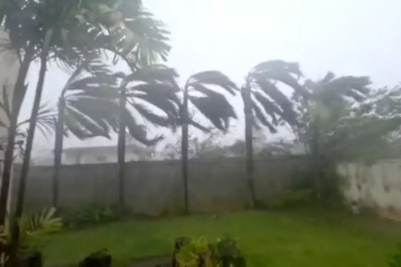 Super Typhoon Sinlaku Crawls Toward Remote US Pacific Islands