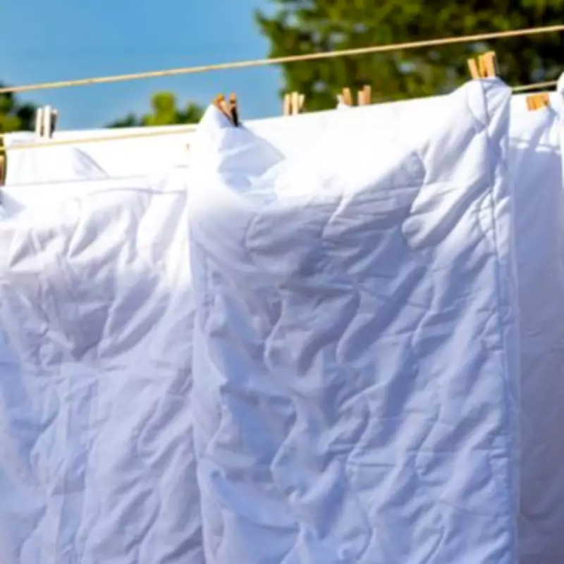 The Common Duvet Washing Mistake That's Ruining Your Bedding