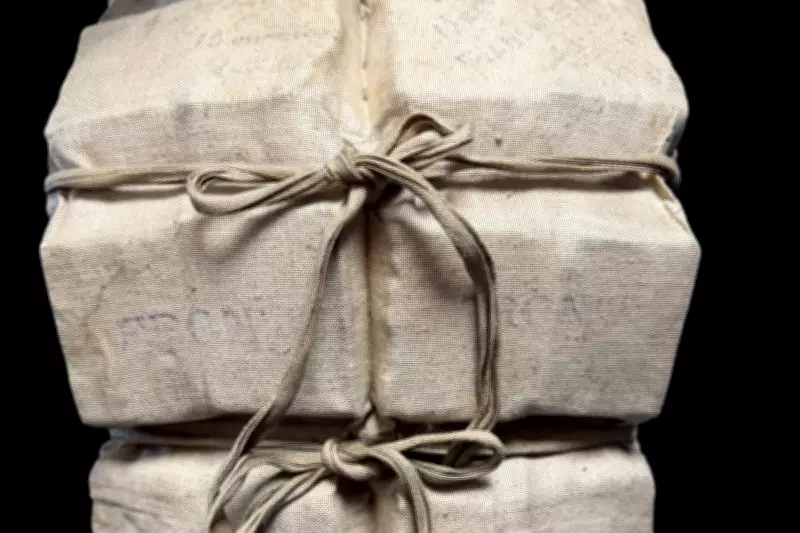 Titanic Survivor's Life Jacket Sells for £670,000 at Auction