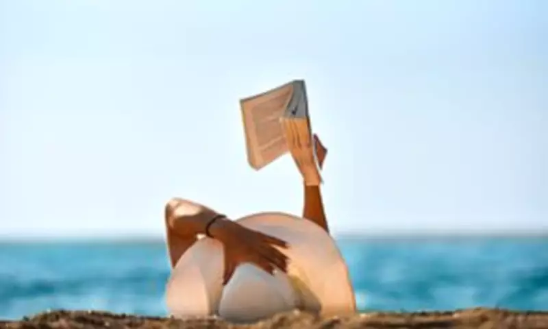 Top 10 Must-Read Fiction Novels for Your Summer Holiday Escape