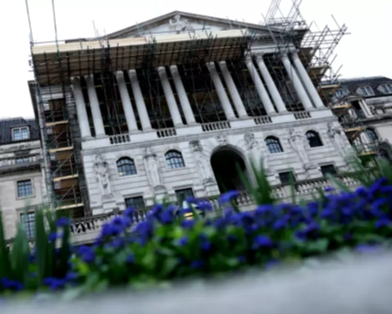 UK Firms Plan Faster Price Hikes as Middle East Conflict Drives Up Costs