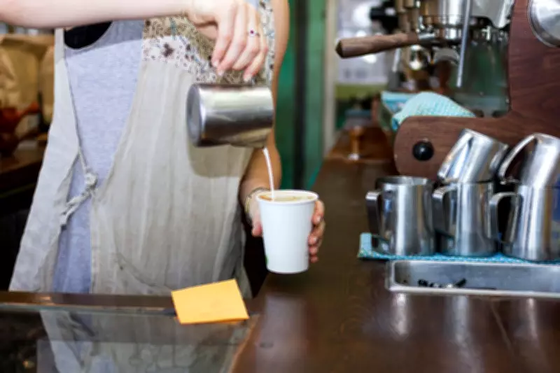 UK Services Sector Slows as Middle East Conflict Fuels Stagflation Fears