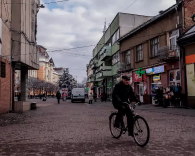 Ukrainian Town's Hungarian Majority Divided Over Orbán's Influence