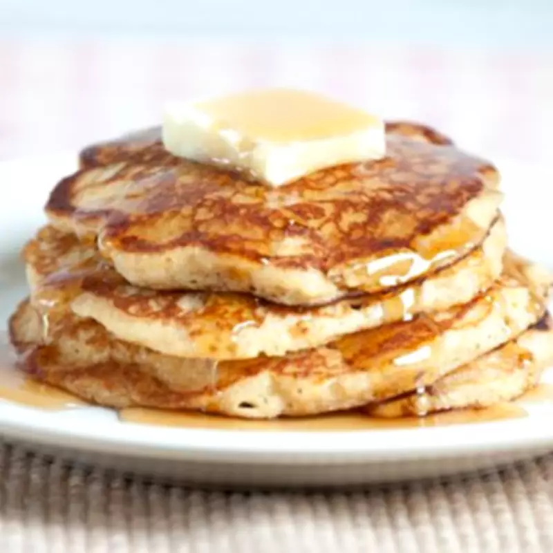 Ultra Fluffy Pancakes: The Secret Ingredient You Need to Add Before Frying