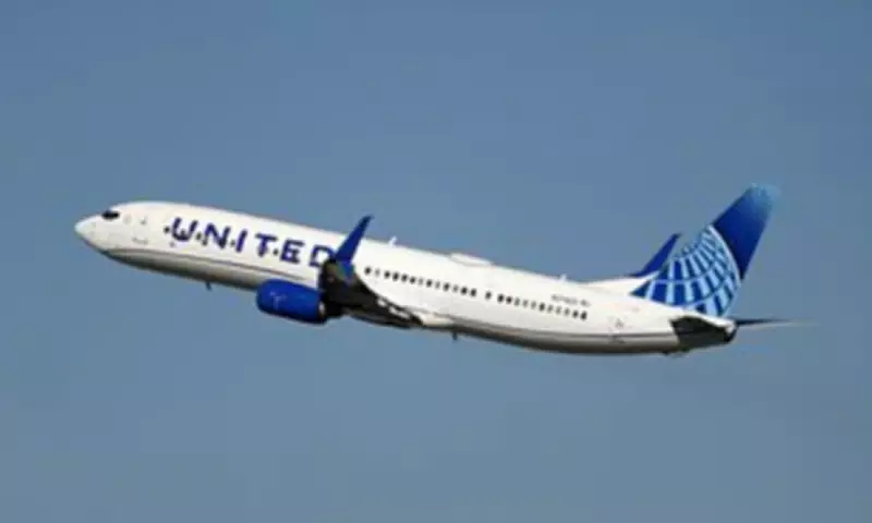 United Flight 1980 Hits Shiny Red Drone Midair Over San Diego