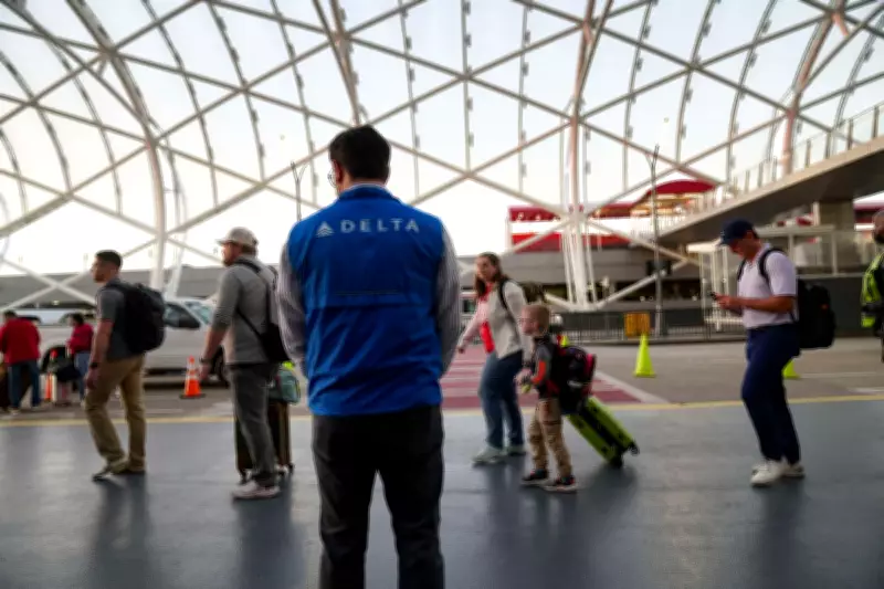 US Airlines Hike Baggage Fees as Jet Fuel Costs Soar Amid Conflict