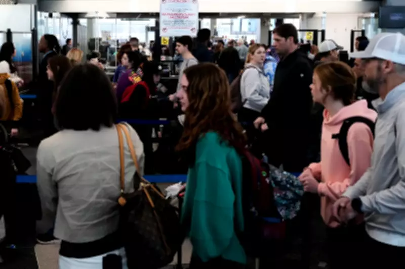 US Officials Slash 300 Daily Flights at Chicago O'Hare to Combat Summer Delays
