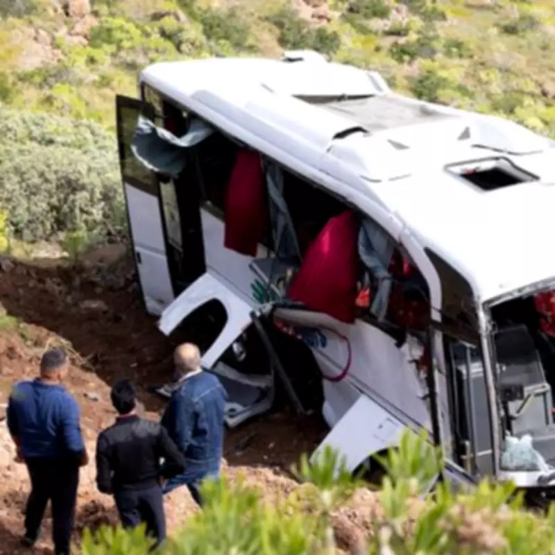 Widow of La Gomera Bus Crash Victim Seeks Justice After Fatal Accident
