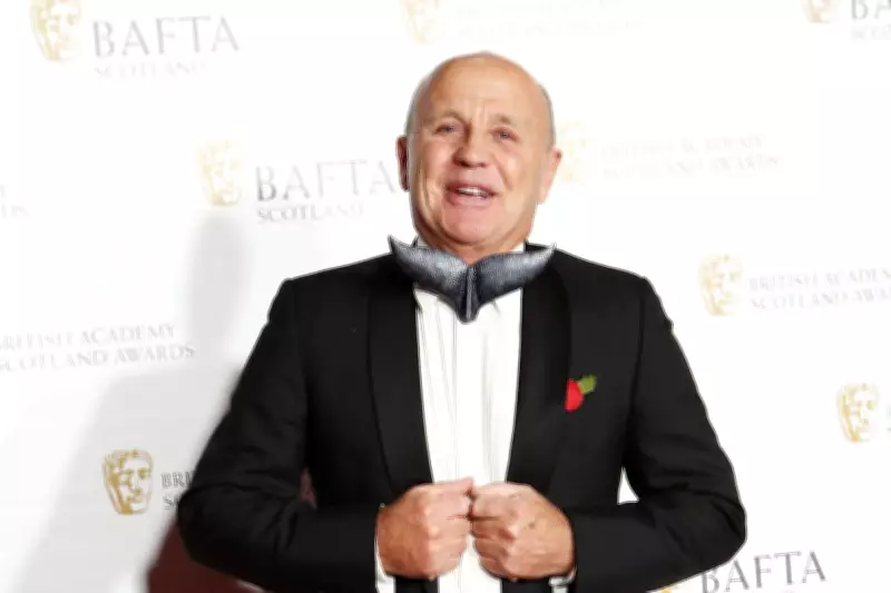 Wildlife Cameraman Doug Allan Dies at 74 While Trekking in Nepal