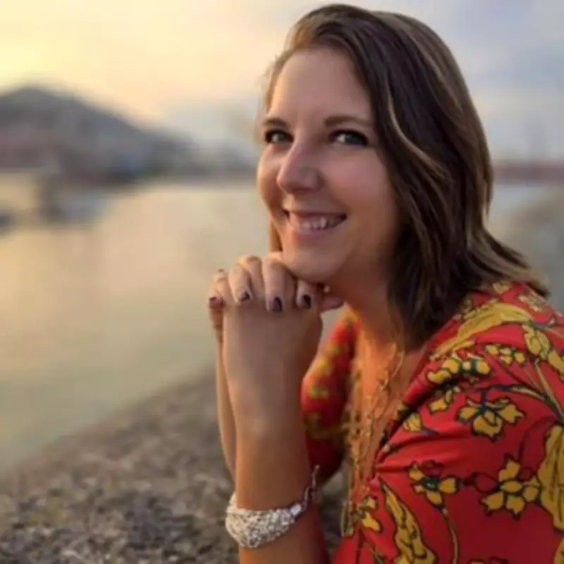 Woman Pronounced Dead for Eight Minutes Claims Death Is Merely an Illusion