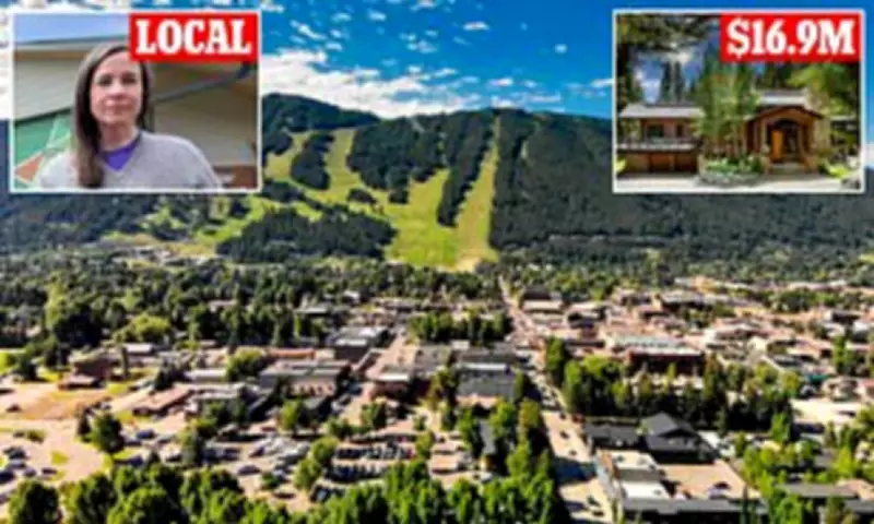 Wyoming's Jackson Hole: Ultra-Wealthy Influx Prices Out Locals in Ski Paradise