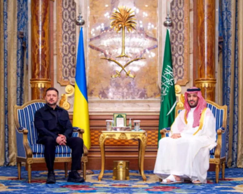 Zelenskyy Visits Azerbaijan, Saudi Arabia for Security Talks Amid War