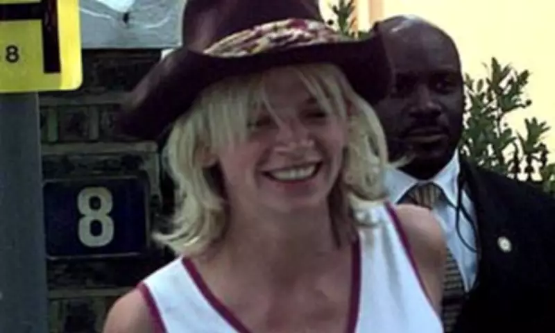 Zoe Ball Reveals Story Behind Iconic 1999 Wedding Photo with Jack Daniels
