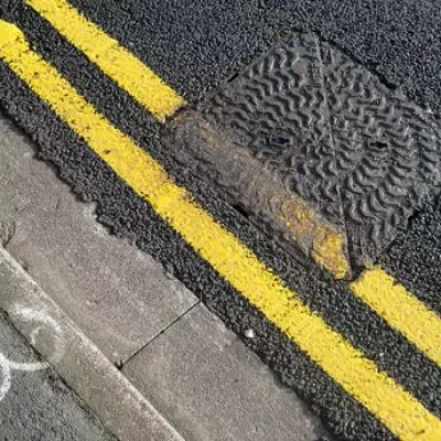 Faded Double Yellow Lines: Police Clarify Parking Ticket Rules