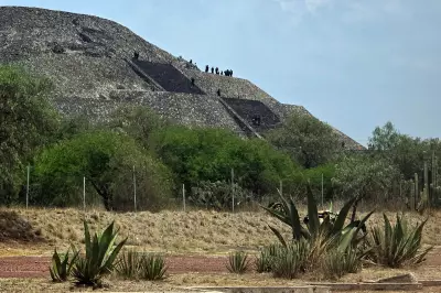 Gunman Opens Fire at Teotihuacan Pyramids, Killing Tourist and Injuring Six