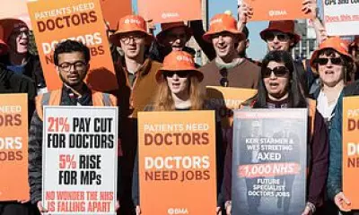Health Secretary Accuses Striking Doctors of Trying to 'Fleece' Taxpayers