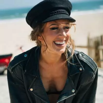 Jessica Sweetnam Reveals Overnight Studio Stays Led to Major Record Deal