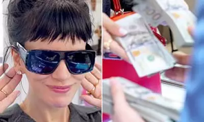 Lily Allen Spends $50,000 Cash on Diamond Jewellery in Atlanta Shopping Spree