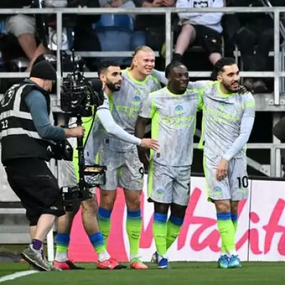 Man City Top Premier League After Narrow Burnley Win But Miss Chance to Extend Lead