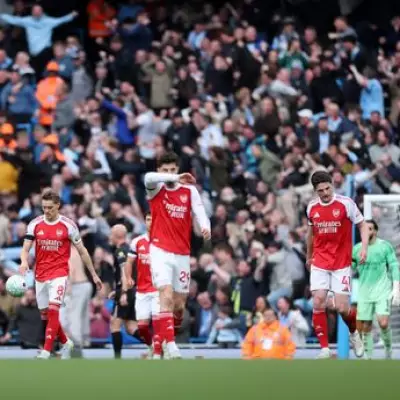 Manchester City Seize Title Initiative with Dramatic Victory Over Arsenal