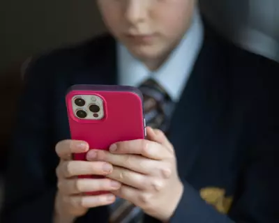 Mobile Phones to be Banned in Schools Across England Under New Statutory Plans