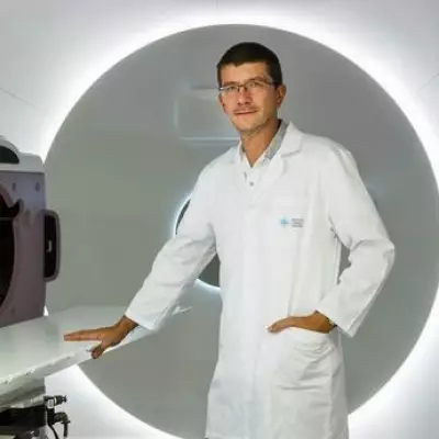 Persistent Back Pain Could Signal Pancreatic Cancer, Experts Warn