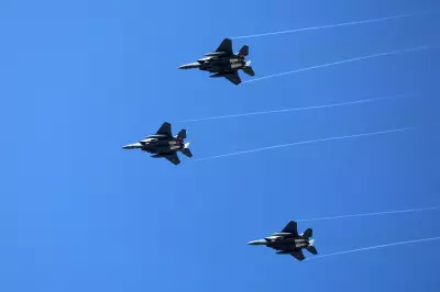 South Korean Fighter Jets Collide After Pilots' Mid-Flight Selfie Session