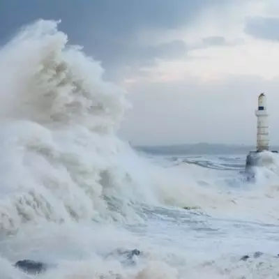 Storm Dave Brings Severe Easter Sunday Gales with Travel Disruption Across UK