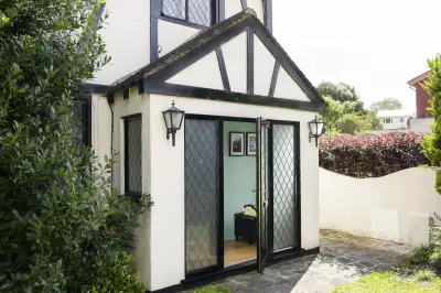 Transform Your Entrance: Stylish & Functional Porch Tips for Summer