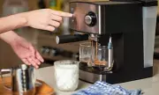 9 Coffee Mistakes Ruining Your Morning Brew, According to a Barista