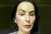 AI and Social Media Create 'Same Face' Beauty Crisis, Warns London Installation