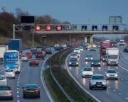 Air Pollution Accelerates Onset of Chronic Illnesses in UK, Study Reveals