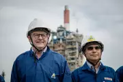 Albanese's Singapore Visit Secures Fuel Supply Pledge Amid Middle East Crisis