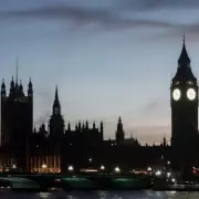 American in London Satirises 'Dangerous City' Claims with Reality Video