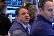 Asian Markets Mixed, Oil Prices Slip Amid Doubts Over Iran War Talks