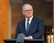 Ben Roberts-Smith Court Case: Albanese and Coalition Clash Over Fuel Crisis