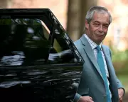Bitcoin Firm CEO Exits After Farage-Led Relaunch of Stack BTC