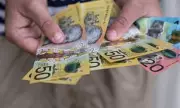 Cash Makes a Comeback in Australia as Physical Money Use Rises for First Time Since 2007