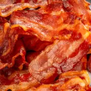 Chef Reveals Simple Microwave Trick for Crispy Bacon Without Mess