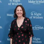 Dame Arlene Phillips Criticizes Strictly Host Contenders, Calls for Fresh Faces